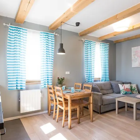 Domki Leba, Apartamenty Leba - Polanki23 - Basen, Sauna, Kino
