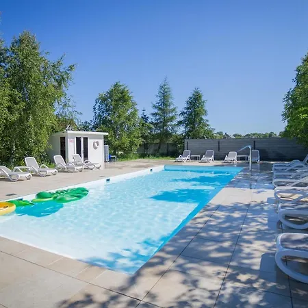 Domki Leba, Apartamenty Leba - Polanki23 - Basen, Sauna, Kino * Leba
