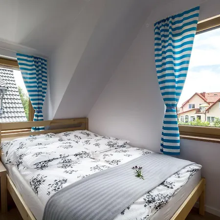 Vakantiehuis Leba, - Polanki23 - Basen, Sauna, Kino *