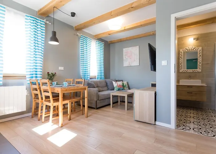 Ferienhaus Domki Leba, Apartamenty Leba - Polanki23 - Basen, Sauna, Kino *